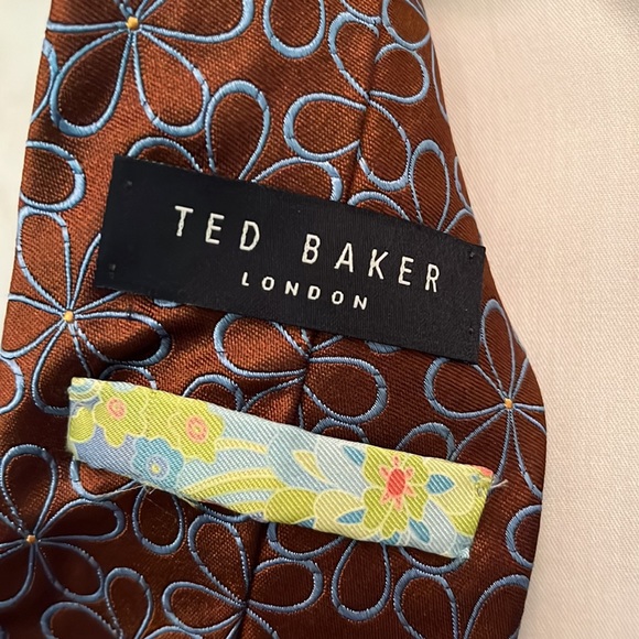 Ted Baker tie - Picture 2 of 2